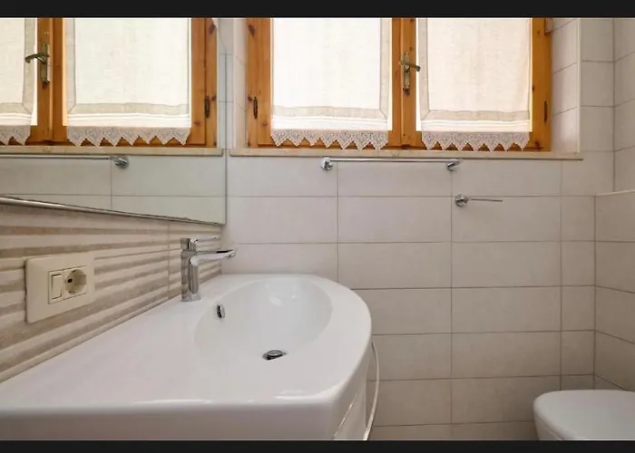 Nice Holiday Home Nyaraló